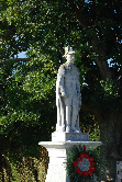 Memorial statue of King George